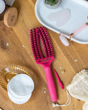 Fingerbrush Boar & Nylon - Hot Pink M